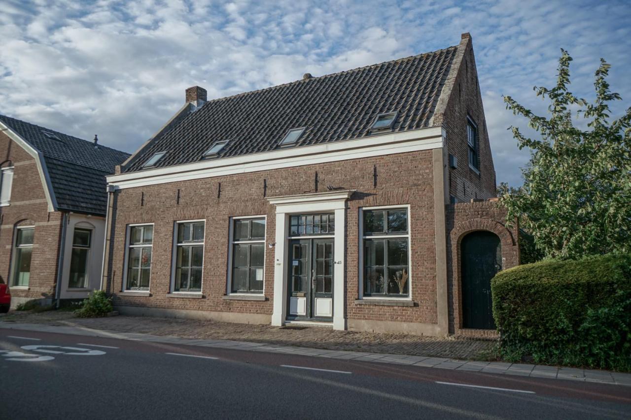 Bed & Breakfast Bloemen Vertellen Elst  Exterior photo