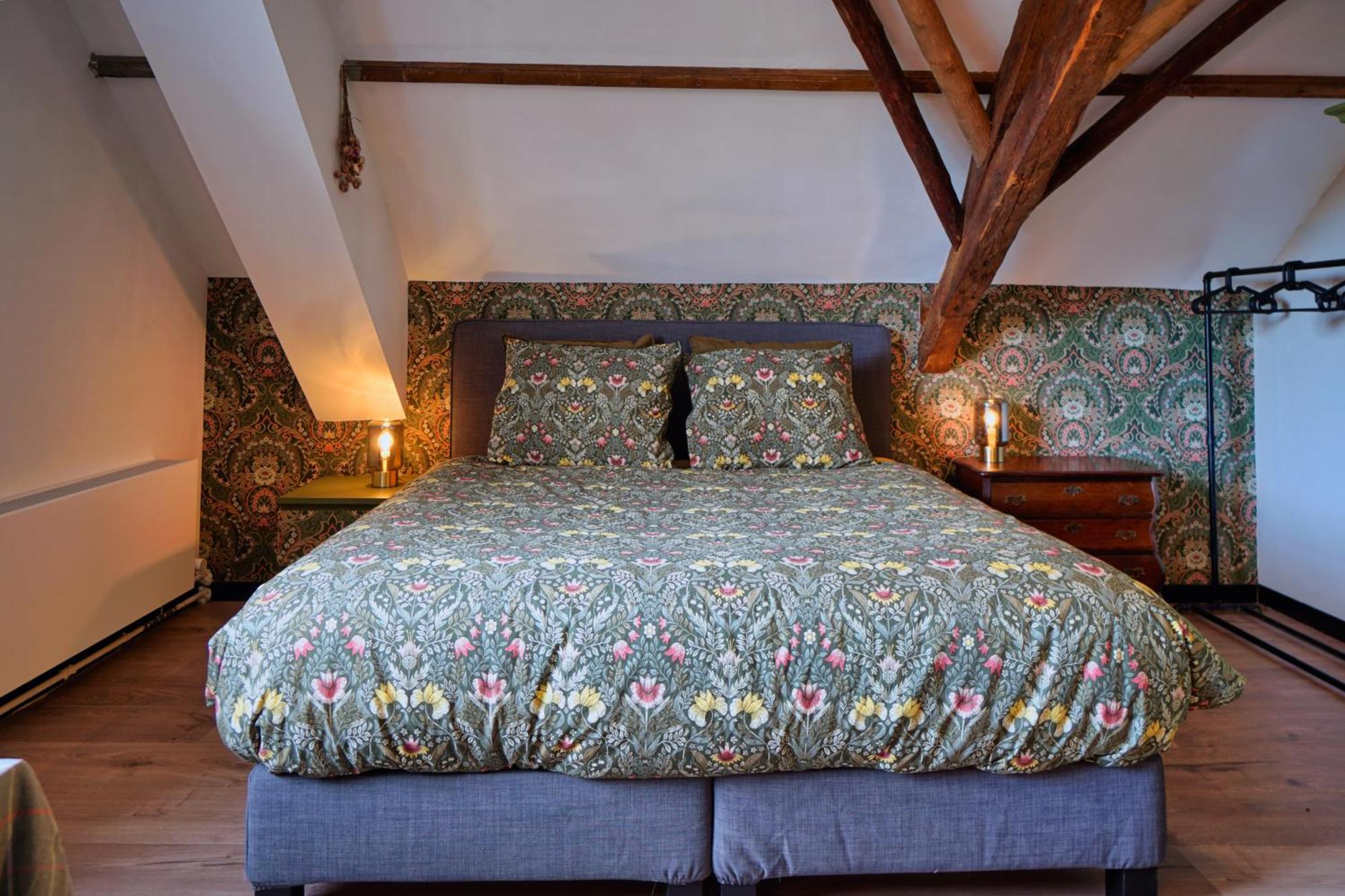 Bed & Breakfast Bloemen Vertellen Elst  Exterior photo