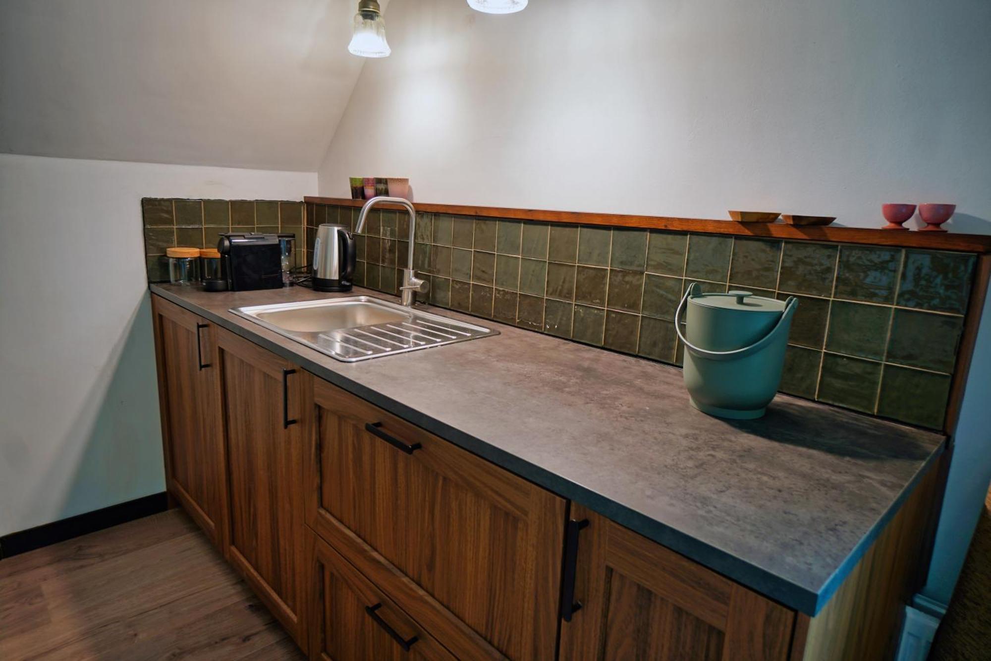 Bed & Breakfast Bloemen Vertellen Elst  Exterior photo
