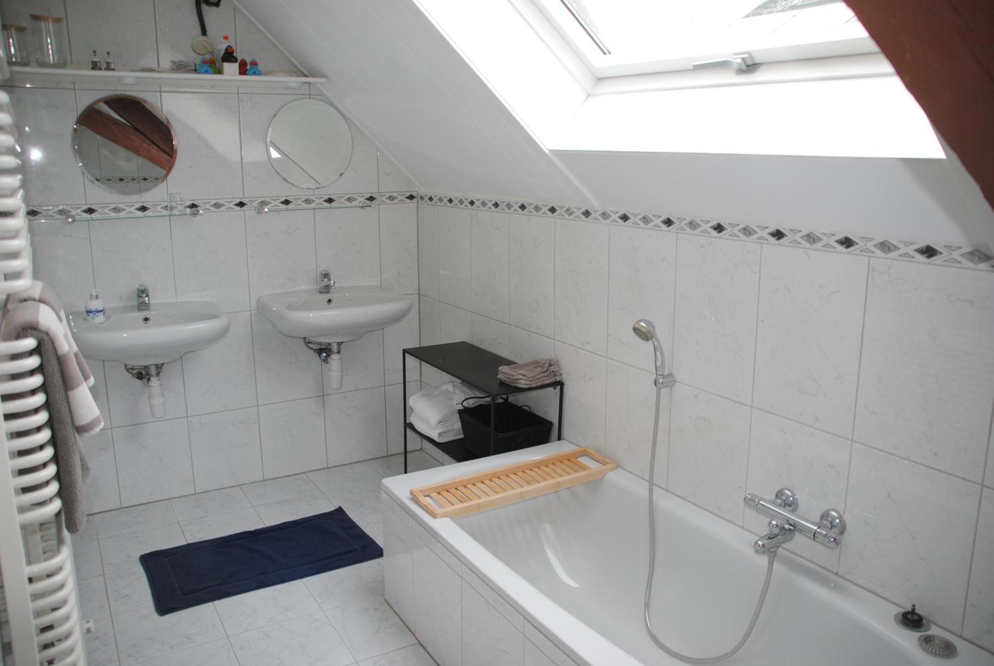 Bed & Breakfast Bloemen Vertellen Elst  Exterior photo
